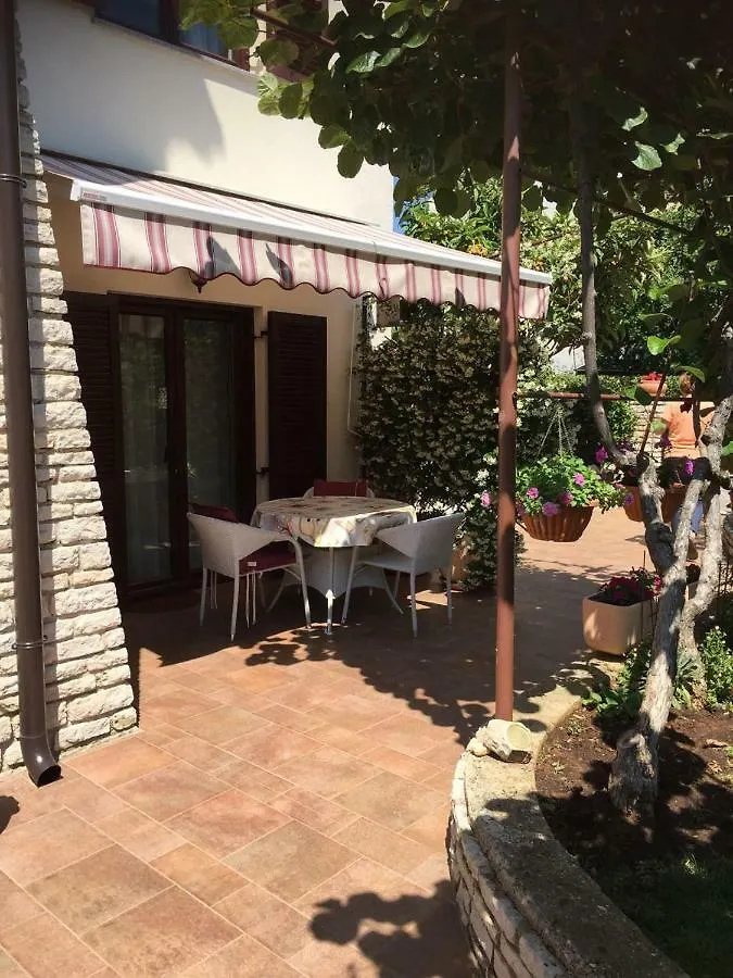 Apartman Alberta Porec Apartment